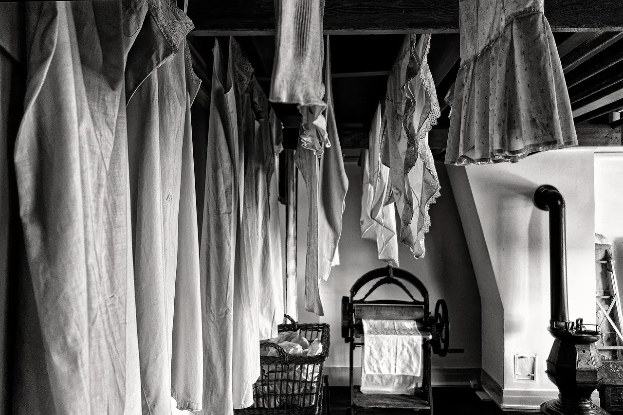 Hvad er forskellen mellem en dypkoger og en traditionel elkedel?